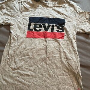 Levi's Heather Gray T-Shirt